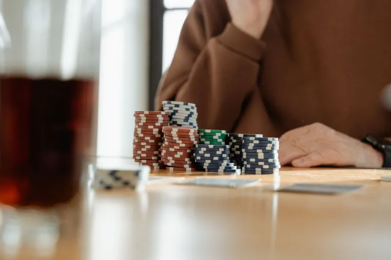 Balance Your Bets, Protect Your Stack: What Feng Shui Teaches Us About Bankroll Strategy